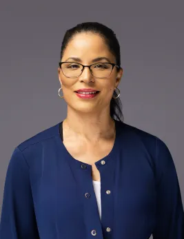 Yvonne Lewis Headshot