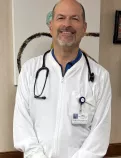George C Pantelakos, MD
